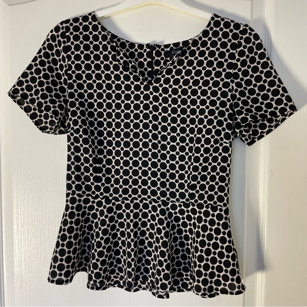 Sz S Polka Dot Frill waist Short Sleeve Blouse